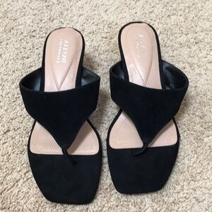 Alfani Step N Flex SZ 8M black suede sandals .